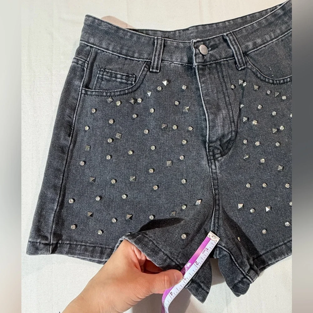 Studded Rhinestone Distressed Black Denim Shorts‎ Size Small Festival Edgy